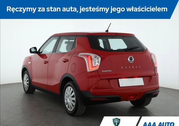 SsangYong Tivoli cena 43000 przebieg: 131390, rok produkcji 2016 z Okonek małe 301